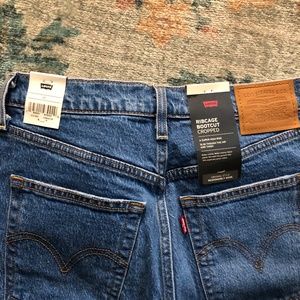 Levi's Ribcage Cropped Bootcut Jeans Size 28 NWT